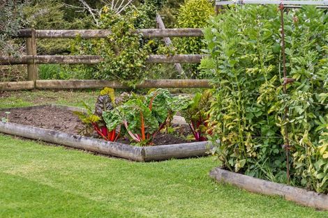 Photo of property in 258 Stoney Creek Road, Kaukapakapa, 0873