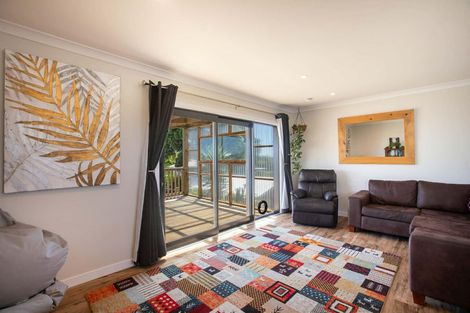 Photo of property in 35 Gawler Street, Te Horo Beach, Otaki, 5581