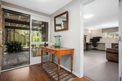 Photo of property in 2 Mizzen Place, Whitby, Porirua, 5024