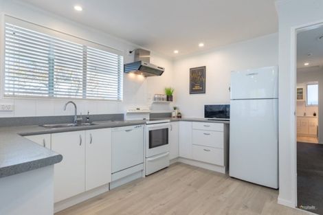 Photo of property in 18 Redwood Street, Elderslea, Upper Hutt, 5018