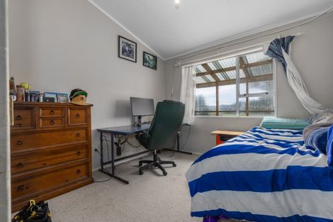 Photo of property in 24 Conclusion Street, Ascot Park, Porirua, 5024