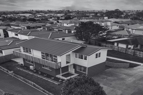 Photo of property in 38d Hetherington Road, Ranui, Auckland, 0612