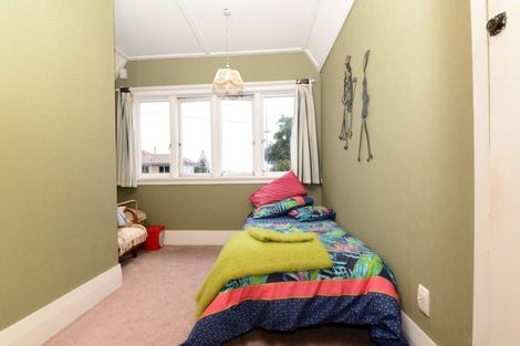 Photo of property in 69 Forest Lake Road, Forest Lake, Hamilton, 3200