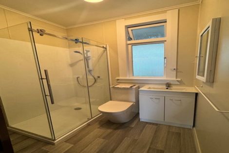 Photo of property in 68 Mortimer Terrace, Brooklyn, Wellington, 6021