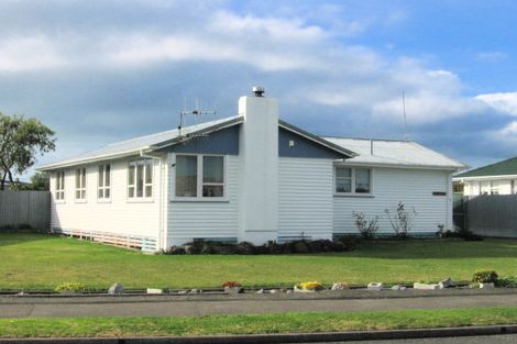 Photo of property in 5 Mclaren Crescent, Onekawa, Napier, 4110