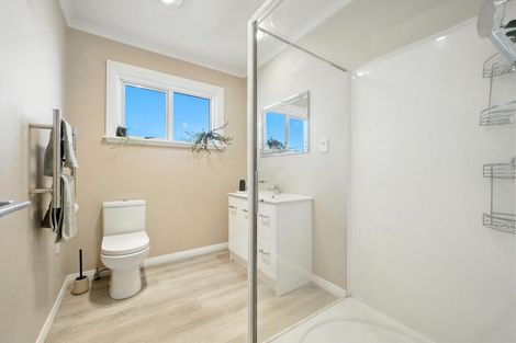 Photo of property in 2 Coronation Street, Spreydon, Christchurch, 8024