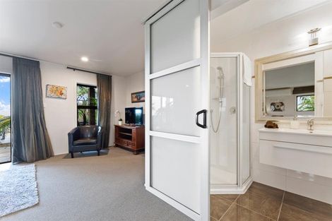 Photo of property in 5 Kotare Place, Sandspit, Warkworth, 0982