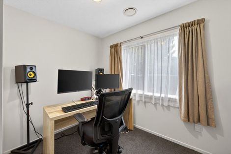 Photo of property in 1/81 Maces Road, Bromley, Christchurch, 8062