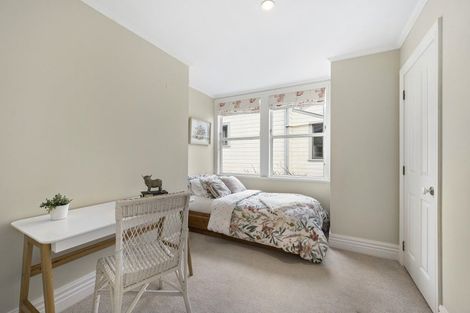 Photo of property in 1/23 Glenbervie Terrace, Thorndon, Wellington, 6011