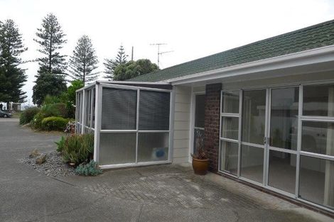 Photo of property in 2/274 Hibiscus Coast Highway, Orewa, 0931