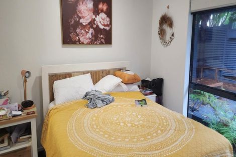 Photo of property in 38 Esther Place, Red Beach, 0932