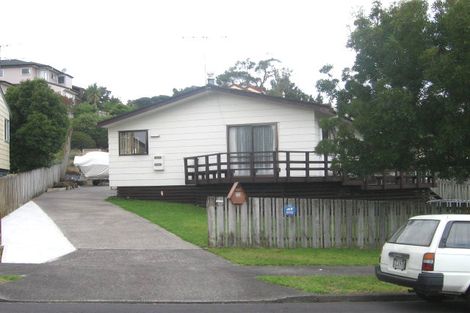 Photo of property in 22 Sunward Rise, Glenfield, Auckland, 0629