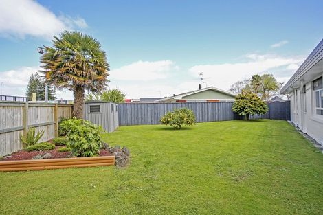 Photo of property in 5 Meadowcourt Drive, Manukau, Auckland, 2025