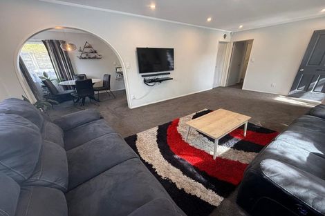 Photo of property in 5 Duncan Street, Tawa, Wellington, 5028
