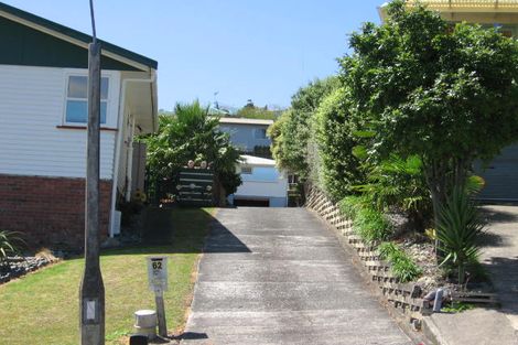 Photo of property in 62 Stott Avenue, Birkdale, Auckland, 0626