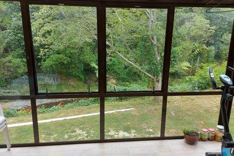 Photo of property in 4a Luckie Street, Tawa, Wellington, 5028