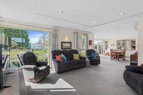 Photo of property in 15 Becmead Drive, Harewood, Christchurch, 8051