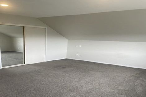 Photo of property in 32 Berkshire Drive, Avonhead, Christchurch, 8042