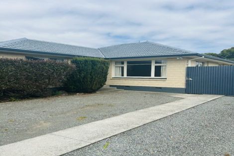 Photo of property in 17 Pembroke Street, Avondale, Christchurch, 8061