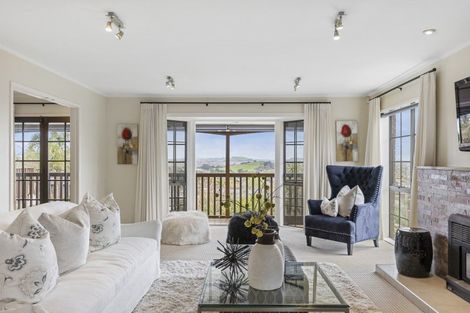 Photo of property in 7 Luana Way, Bucklands Beach, Auckland, 2014