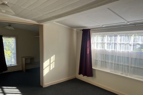 Photo of property in 2 Jervois Terrace, Ohau, Levin, 5570