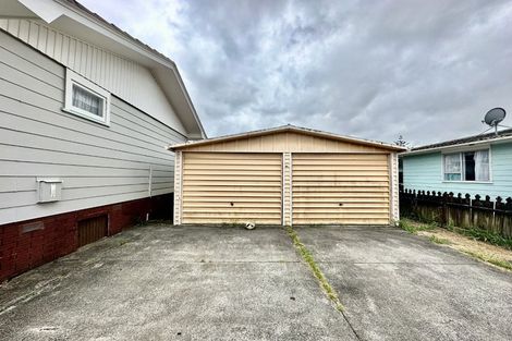 Photo of property in 2 Ulay Place, Clover Park, Auckland, 2019