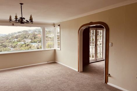 Photo of property in 37 Creswick Terrace, Northland, Wellington, 6012