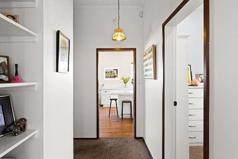 Photo of property in 54 Nelson Crescent, Napier South, Napier, 4110