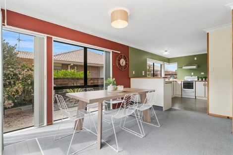 Photo of property in 16b Ngamotu Place, Mount Maunganui, 3116