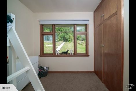Photo of property in 28 Flinders Road, Heathcote Valley, Christchurch, 8022