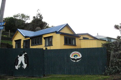 Photo of property in 2 Bewley Avenue, Macandrew Bay, Dunedin, 9014