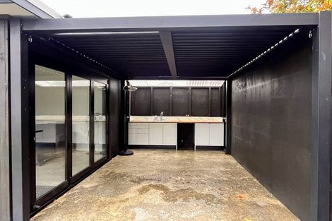 Photo of property in 17 Brent Place, Papanui, Christchurch, 8053