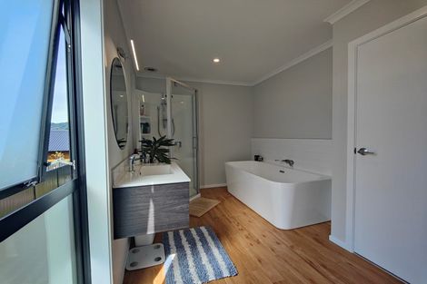 Photo of property in 4 Balmerino Lane, Wallaceville, Upper Hutt, 5018