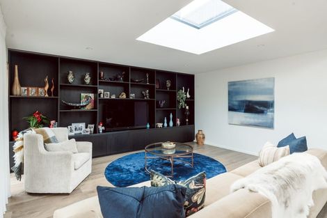 Photo of property in 20 Gilbert Street, New Plymouth, 4310