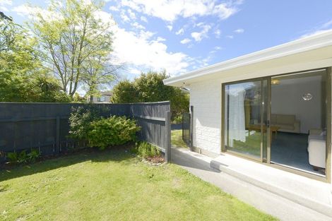 Photo of property in 1/48 Jeffreys Road, Fendalton, Christchurch, 8052