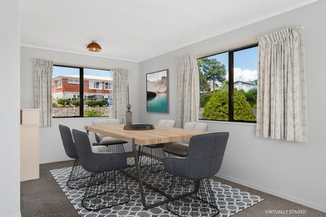 Photo of property in 2 Walnut Grove, Omokoroa, 3114