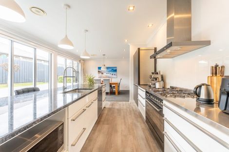 Photo of property in 2 Meadowstone Street, Gleniti, Timaru, 7910