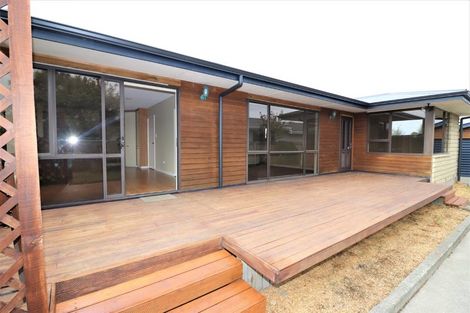 Photo of property in 52 Woolley Street, Avondale, Christchurch, 8061