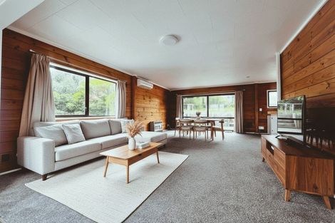 Photo of property in 2 Garboard Lane, Whitby, Porirua, 5024