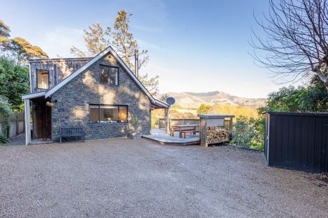 Photo of property in 6888e Christchurch Akaroa Road, Takamatua, 7581
