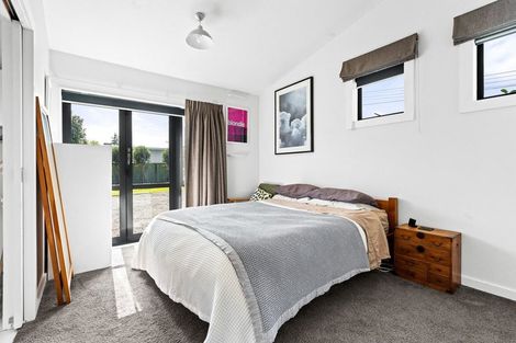 Photo of property in 17-19 Weld Street, Martinborough, 5711