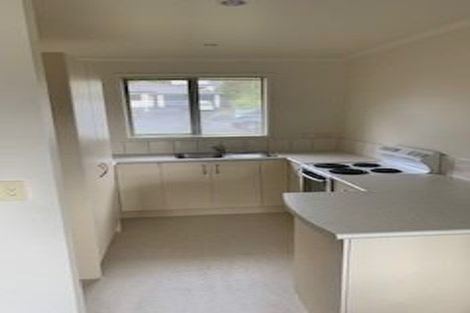 Photo of property in 6 Claywest Place, Glen Eden, Auckland, 0602