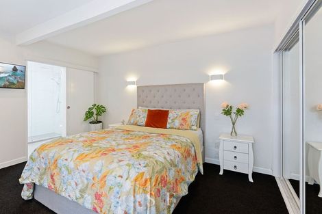 Photo of property in 417 Te Moana Road, Waikanae, 5036