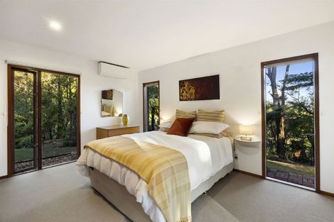 Photo of property in 16 Wilding Avenue, Northcote Point, Auckland, 0627