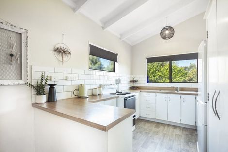 Photo of property in 18 Dunton Drive, Welcome Bay, Tauranga, 3112