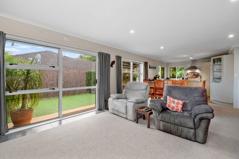 Photo of property in 140 Castlewold Drive, Bethlehem, Tauranga, 3110