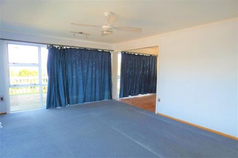 Photo of property in 27 Estuary Road, Weymouth, Auckland, 2103