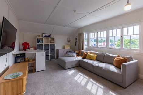 Photo of property in 17 Rhodes Street, Waimate, 7924