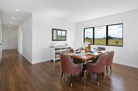 Photo of property in 3 Kaitiaki Drive, Clarks Beach, 2122