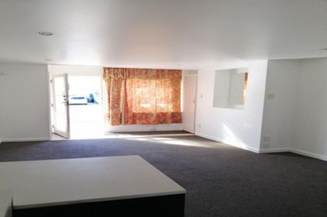 Photo of property in 43 Ellis Avenue, Mount Roskill, Auckland, 1041